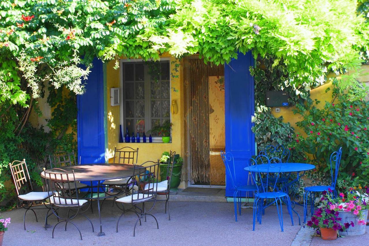 La Sarrasine Hotel Villes-sur-Auzon Exterior foto
